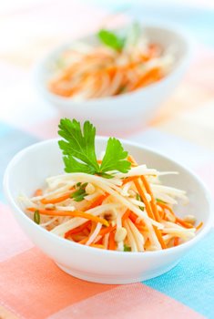 kohlrabi and carrot salad